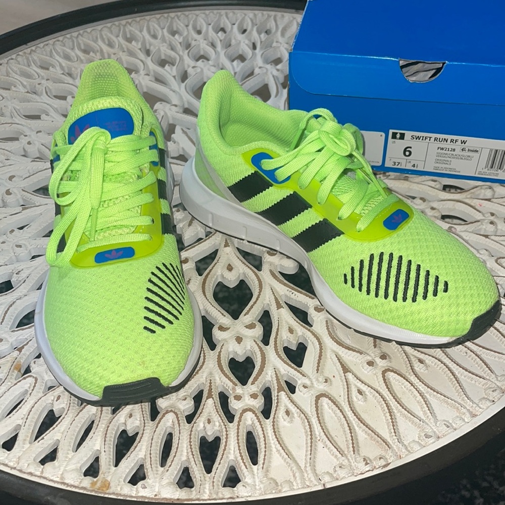 Adidas Swift Run RF W Sneakers